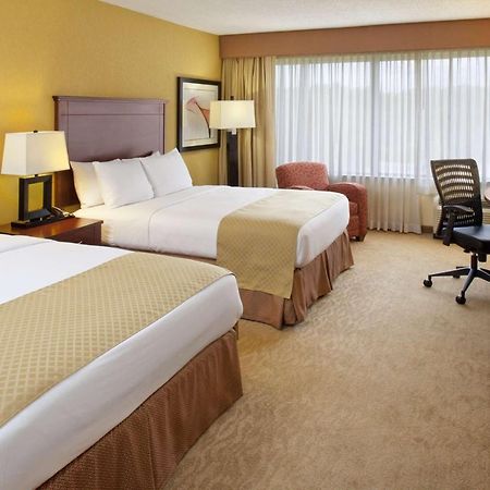ดับเบิลทรี บาย ฮิลตัน ฟาเยตต์วิลล์ Hotel เฟย์เอตต์วิลล์ ภายนอก รูปภาพ